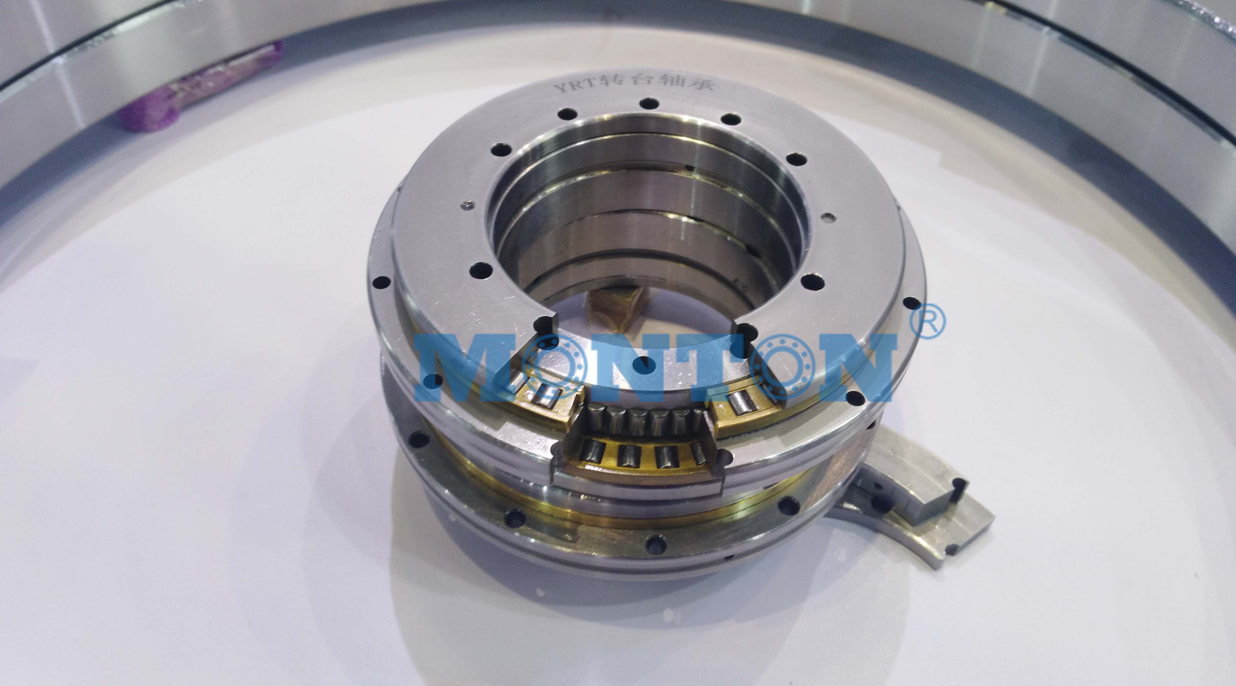 YRT150P4 150*240*40mm YRT rotary table bearings